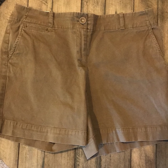 Talbots Pants - 🎉Talbots Petites Brown Shorts 12P🎉